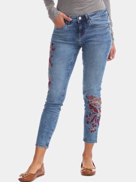 

Aeropostale Women Blue & Blue Slim Fit Jeans