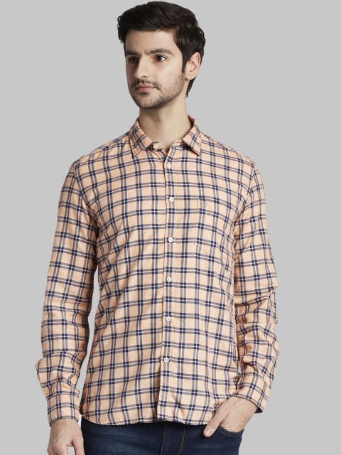 

Parx Men Peach-Coloured & Navy Blue Slim Fit Checked Casual Shirt