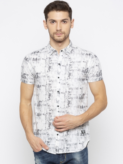 

Status Quo Men White & Grey Slim Fit Printed Casual Shirt