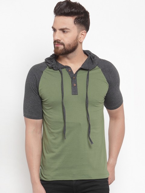 

Kalt Men Olive Green Solid Hood T-shirt