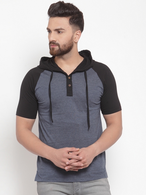 

Kalt Men Navy Blue Solid Hood T-shirt