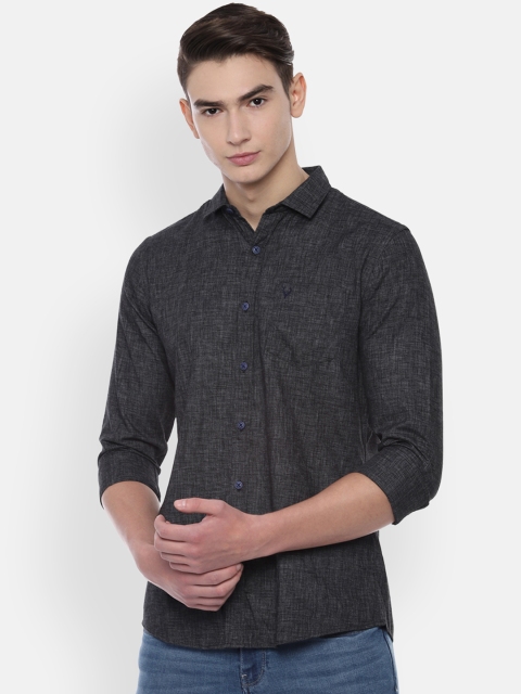 

Solly Jeans Co. Men Black Regular Fit Solid Casual Shirt