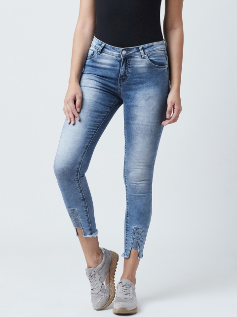 

Devis Women Blue Skinny Fit Mid-Rise Clean Look Cropped Stretchable Jeans