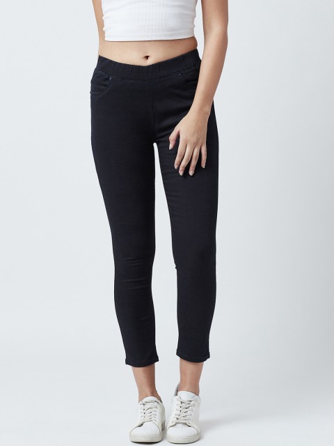 

Devis Women Blue Solid Skinny Fit Jeggings