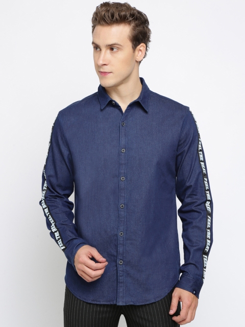 

Breakbounce Men Navy Blue & White Slim Fit Solid Casual Shirt