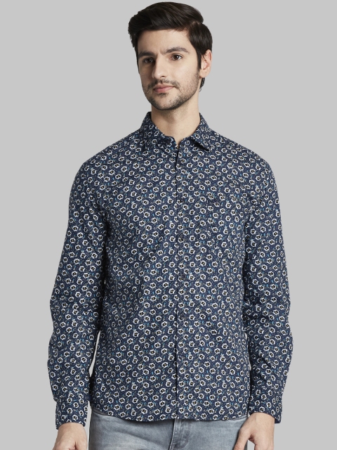 

Parx Men Blue & White Slim Fit Printed Casual Shirt