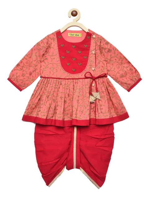 

Tiber Taber Girls Pink Printed Kurta with Dhoti Pants
