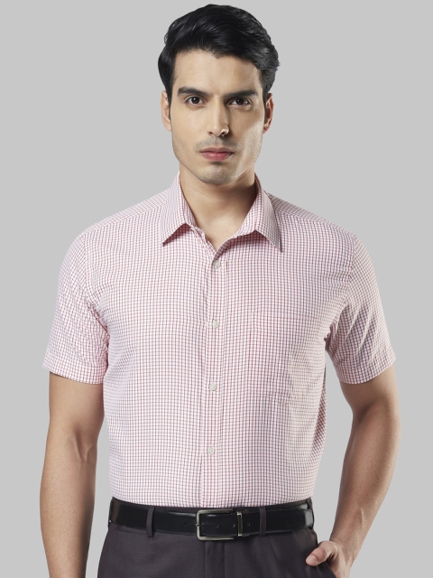 

Next Look Men Red & White Regular Fit Checked Formal Shirt
