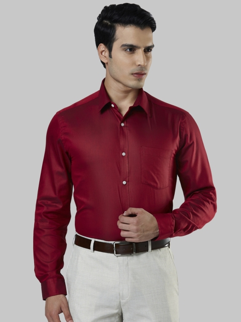 

Next Look Men Maroon Regular Fit Self Design Formal Shirt