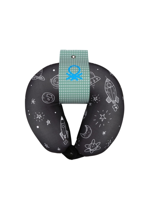 

United Colors of Benetton Unisex Black Printed Neck Pillow