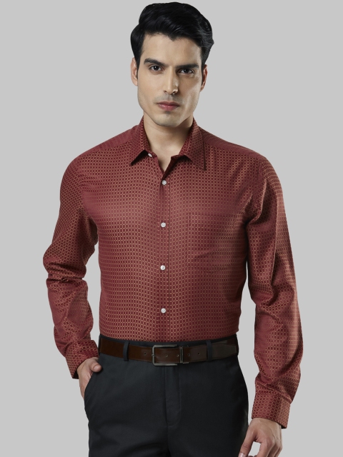 

Next Look Men Maroon Regular Fit Checked Formal Shirt