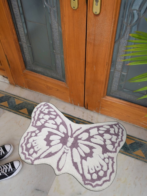 

Avira Home Purple & White Printed Bath Mat