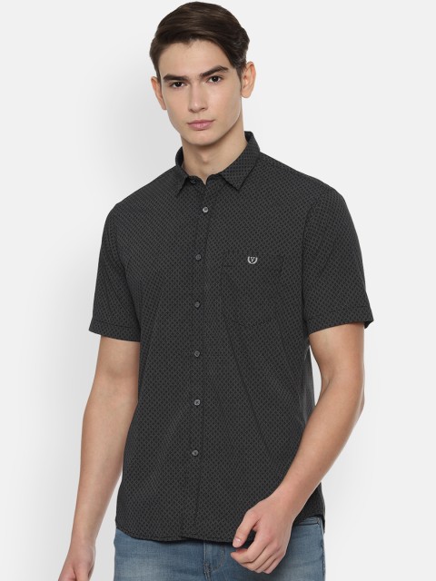 

Van Heusen Sport Men Black Slim Fit Printed Casual Shirt