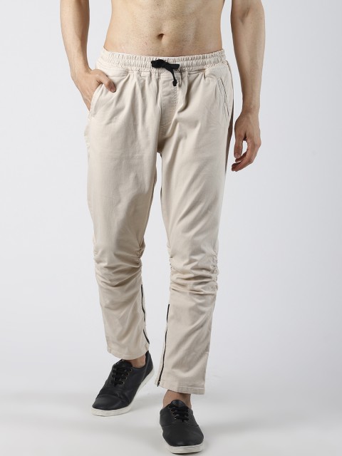 

SHELTR Men Beige Regular Fit Mid-Rise Clean Look Jeans
