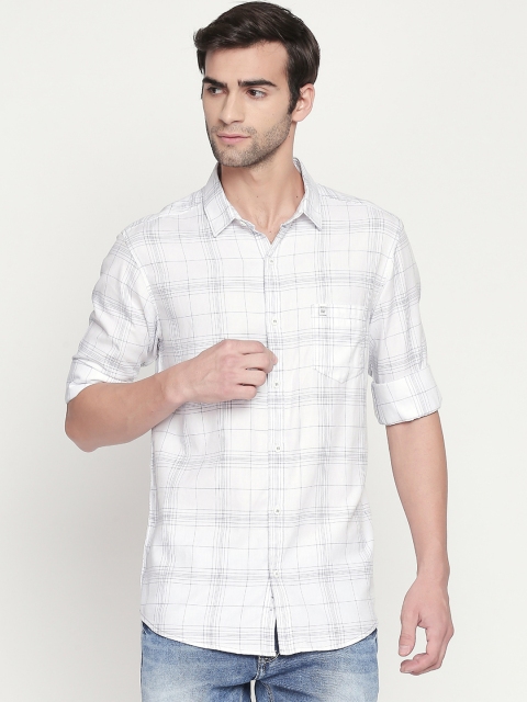 

Mufti Men White & Black Slim Fit Checked Casual Shirt