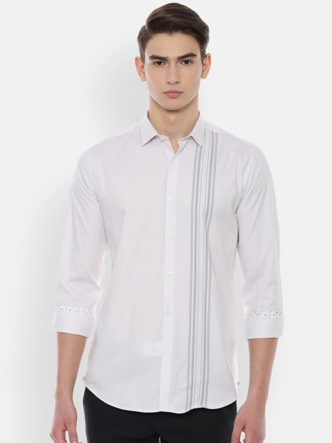 

V Dot Men White Skinny Fit Striped Casual Shirt