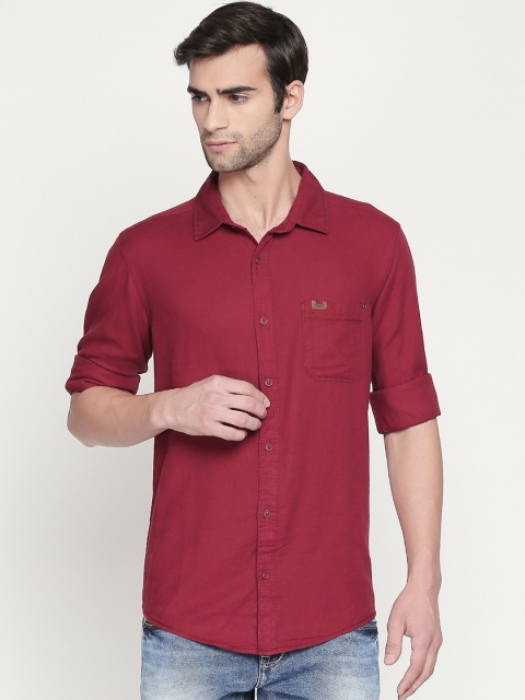

Mufti Men Burgundy Slim Fit Solid Casual Shirt