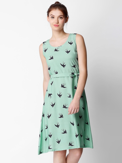 

I like me Green & Black Printed Sleep Shirt with Belt