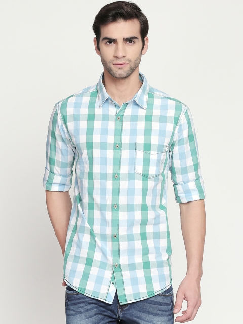 

Mufti Men Green & White Slim Fit Checked Casual Shirt