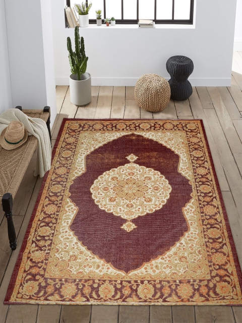 

Saral Home Maroon & Beige Printed Anti-Skid Carpet