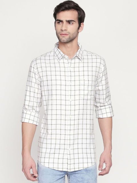 

Mufti Men White & Black Slim Fit Checked Casual Shirt