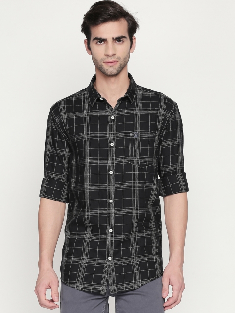 

Mufti Men Black & White Slim Fit Checked Casual Shirt