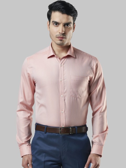 

Next Look Men Pink Slim Fit Self Design Formal Shirt