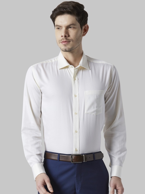 

Park Avenue Men Yellow Regular Fit Solid Formal Shirt