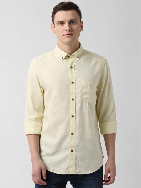 

Peter England Casuals Men Yellow Slim Fit Solid Casual Shirt