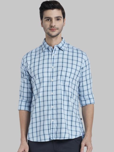

Parx Men Blue Regular Fit Checked Casual Shirt