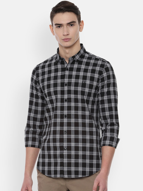 

Allen Solly Sport Men Black & White Slim Fit Checked Casual Shirt