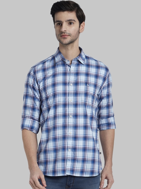 

Parx Men Blue & White Regular Fit Checked Casual Shirt