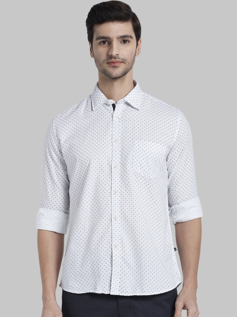 

Parx Men White Regular Fit Printed Casual Shirt