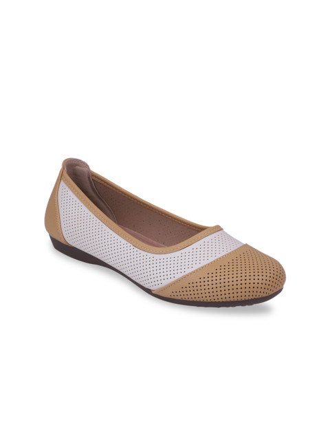 

pelle albero Women Cream-Coloured Loafers