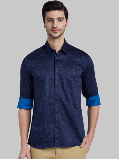 

Parx Men Blue Regular Fit Printed Casual Shirt