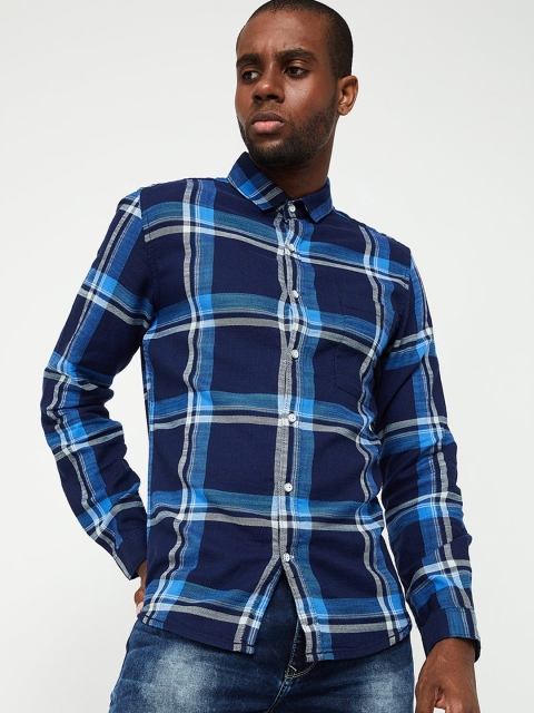 

UCLA Men Blue Slim Fit Checked Casual Shirt