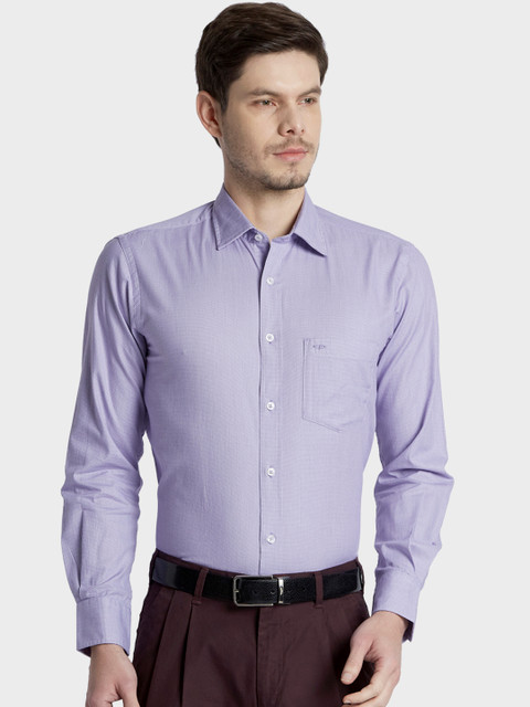 

ColorPlus Men Violet Tailored Fit Solid Formal Shirt