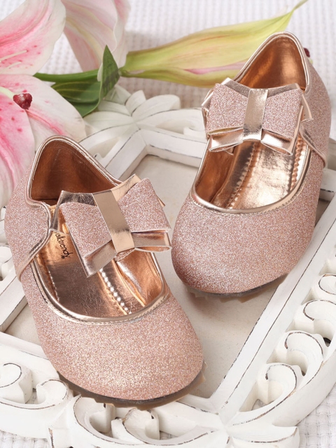 

Walktrendy Girls Rose Gold Solid Ballerinas