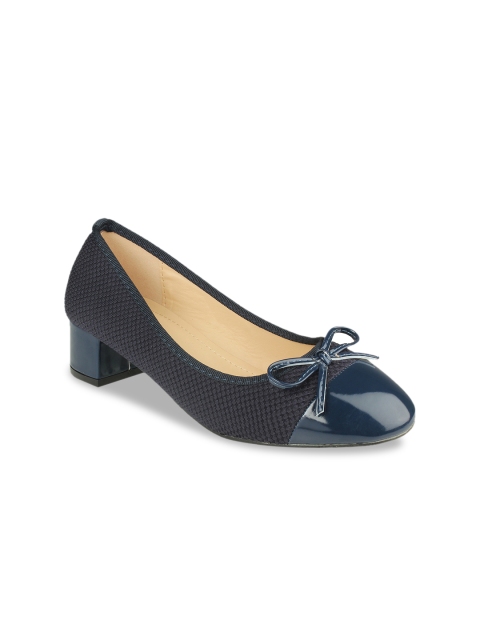 

Flat n Heels Women Navy Blue Woven Design Pumps