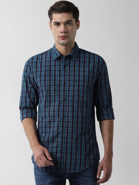 

Peter England Casuals Men Navy Blue Slim Fit Checked Casual Shirt