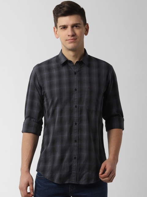 

Peter England Casuals Men Grey & Black Slim Fit Checked Casual Shirt