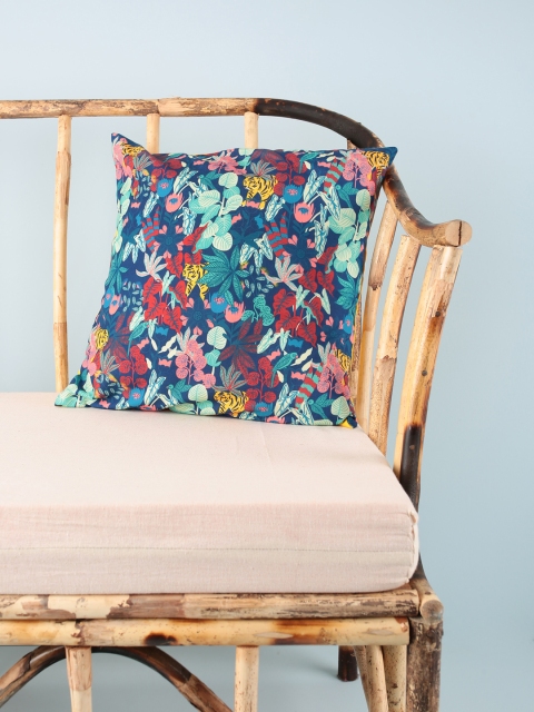 

Chumbak Blue & Red Single Floral Printed Square Cushion Cover