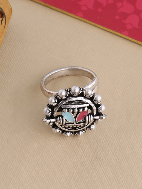 

Studio Voylla Oxidised Silver-Plated Ring