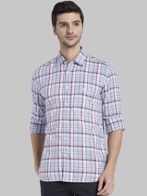 

Parx Men Blue & Red Regular Fit Checked Casual Shirt
