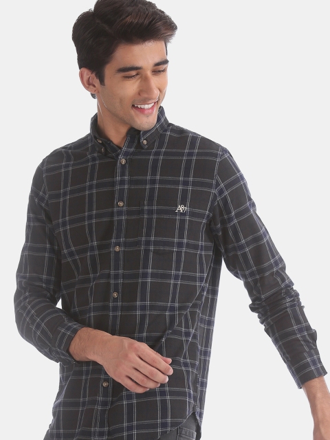 

Aeropostale Men Olive Green & Blue Slim Fit Checked Casual Shirt
