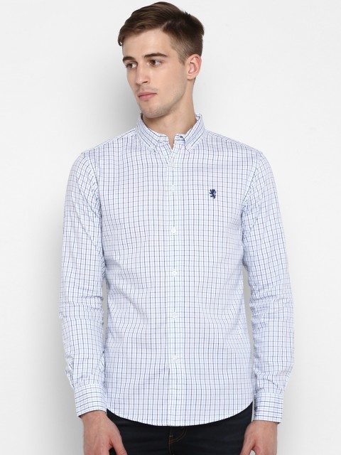 

Red Tape Men White & Blue Regular Fit Checked Casual Shirt