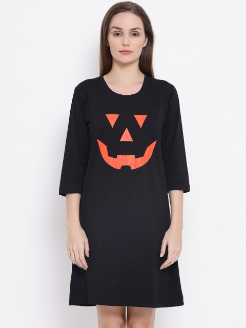 

Clovia Black & Orange Printed Nightdress