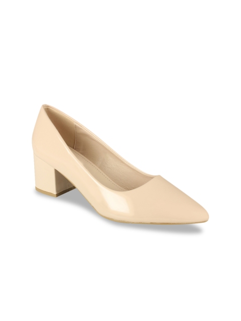 

Flat n Heels Women Beige Solid Pumps