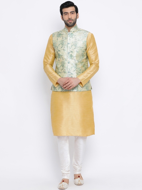 

NAMASKAR Men Green & Gold-Toned Printed Kurta with Churidar