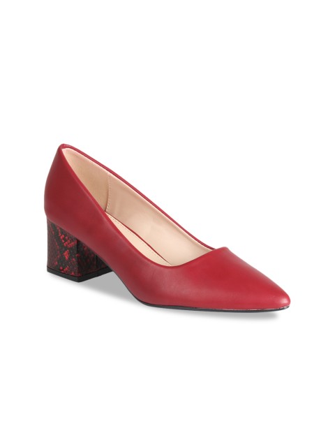

Flat n Heels Women Red Solid Pumps